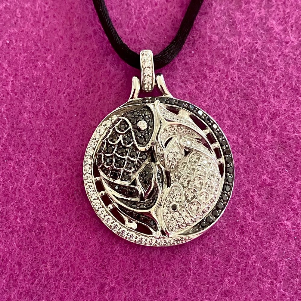 Yin And Yang Necklace Nib - image 1